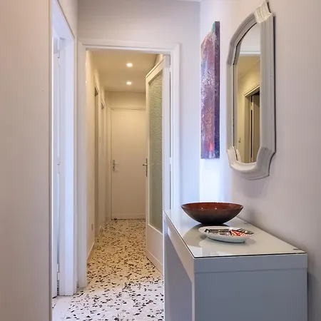 N21